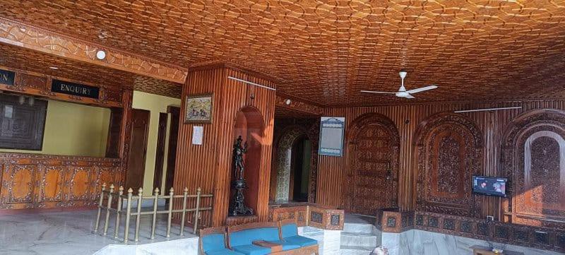 Kashmir Hill Town Hotel ศรีนาการ์ ภายนอก รูปภาพ